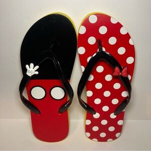 Women’s Disney Mickey & Minnie Mouse Flip Flops size 7 (Never Worn)